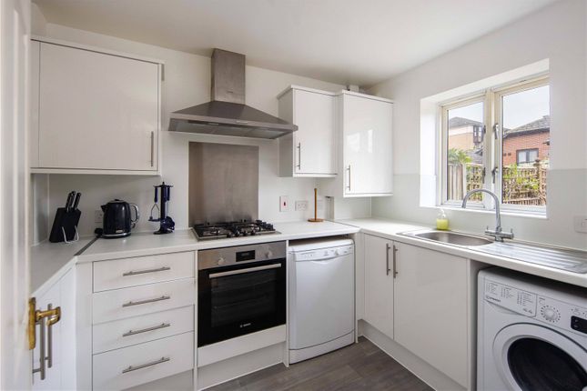 Terraced house for sale in Beaulieu Avenue, London