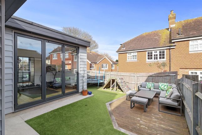 84 Wish Hill, Eastbourne photo 4