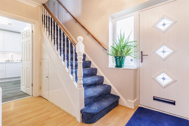 23, Bluemans, Epping photo 3