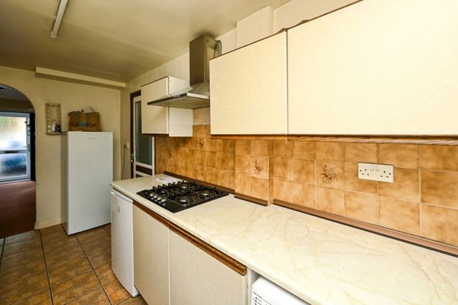 77, Rowan Drive, Nottingham photo 4