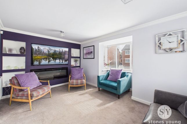 23 Haydock Fields Close, Blackburn photo 2