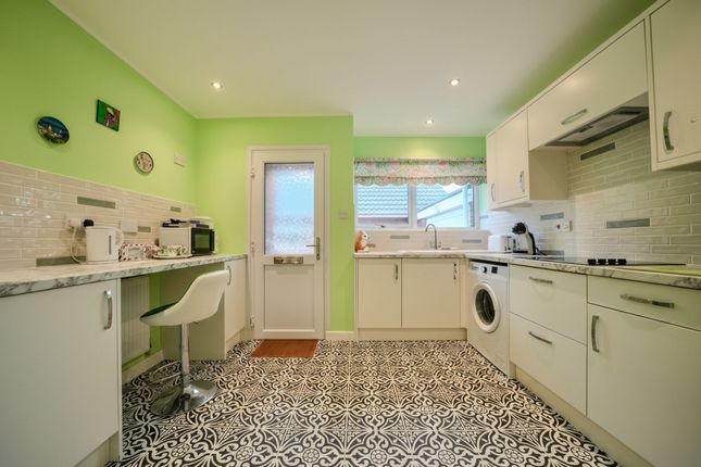 57 Clifton Park, Cromer photo 3
