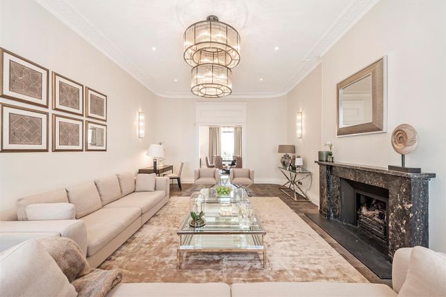 Flat 1, 25 Eaton Place, London photo 5