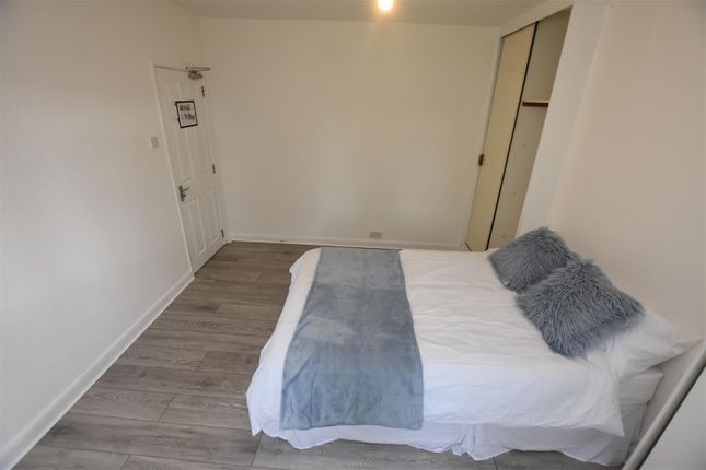 239-241, Room 6, Henwick Road, Worcester photo 2
