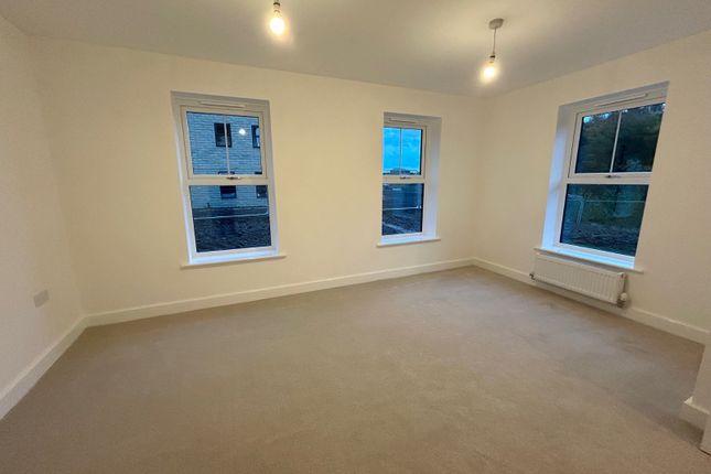 29, Blackthorn Boulevard, Sheffield photo 4