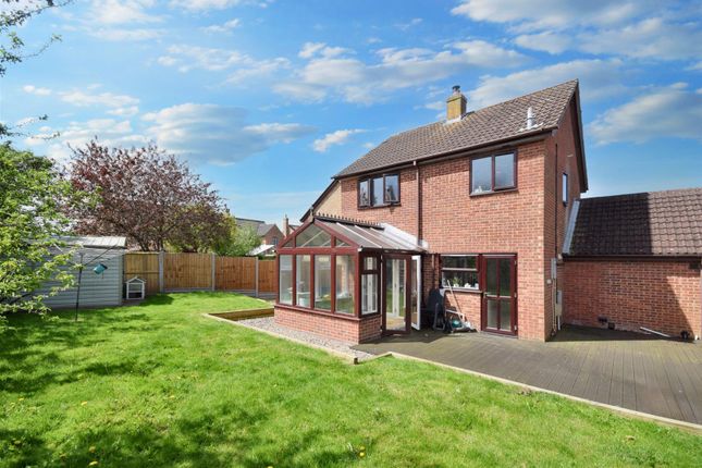 Link-detached house for sale in Granary Close, Freethorpe, Norwich