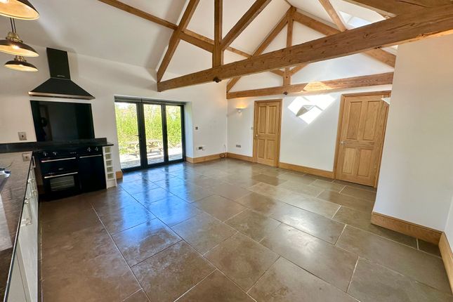 Thumbnail Barn conversion to rent in Fosters Lane, South Barrow, Yeovil