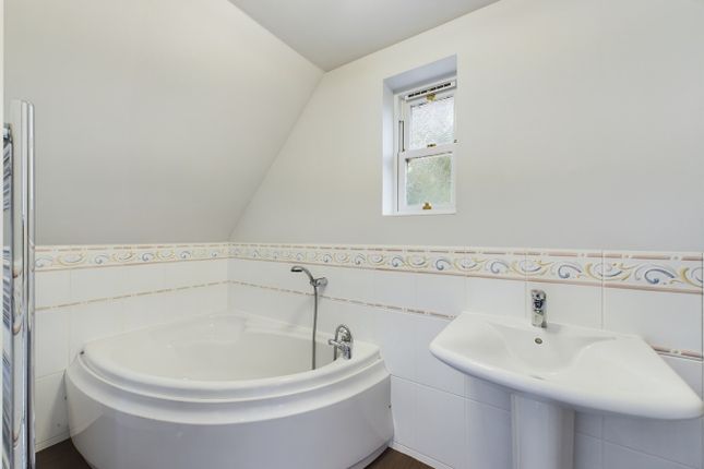 Detached house for sale in Bishops Avenue, Broadstairs
