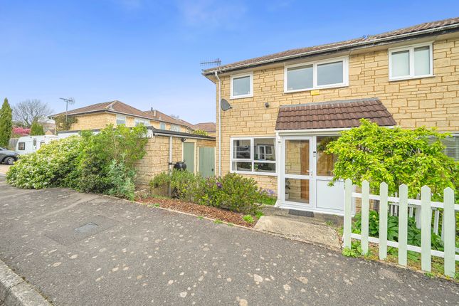 220, Stratton Heights, Cirencester photo 4