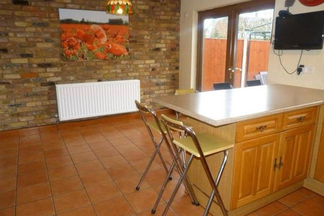 87 Cherry Tree Lane, Cherry Tree Lane, Rainham photo 4