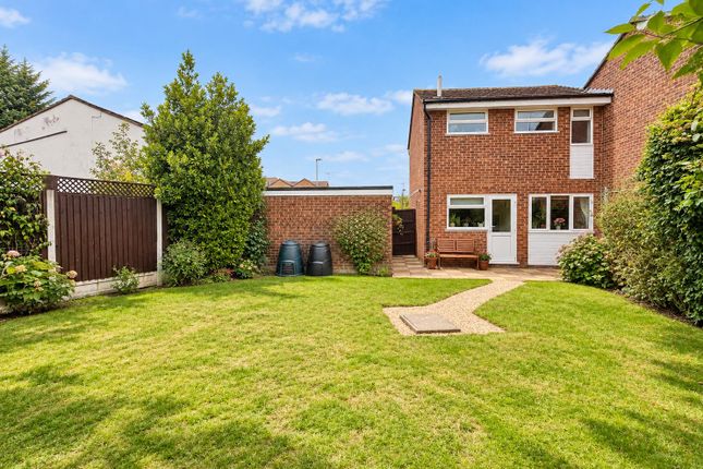16, Begonia Close, North Springfield, Chelmsford photo 4