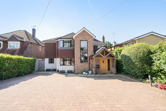 Thumbnail Detached house for sale in The Oaks, West Byfleet