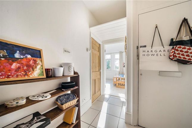 11, North Worple Way, London photo 4