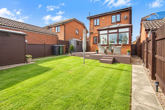 9, Shelldrake Drive, Leeds photo 4