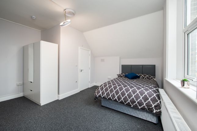 Room B, THE BROADWAY, WIMBELDON, WIMBELDON photo 4
