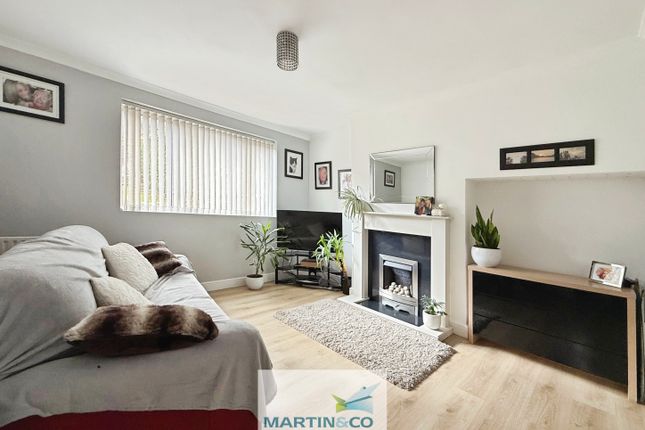 21, Dyke Vale Road, Sheffield photo 2