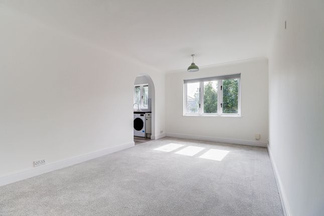The Maples, Granville Road, St Albans photo 4