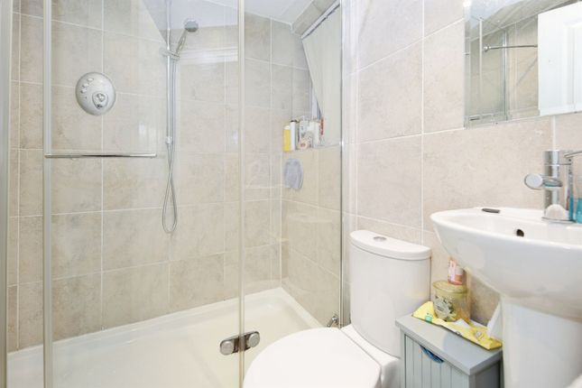 Flat 19, Darlaston Court, 123, Main Road, Coventry photo 4