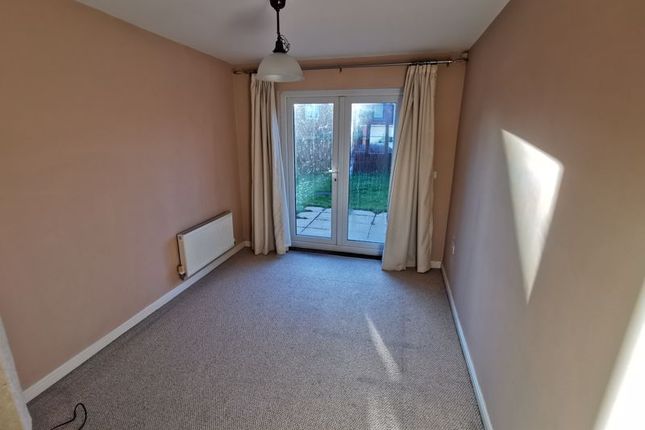 61, Trebanog Crescent, Cardiff photo 4