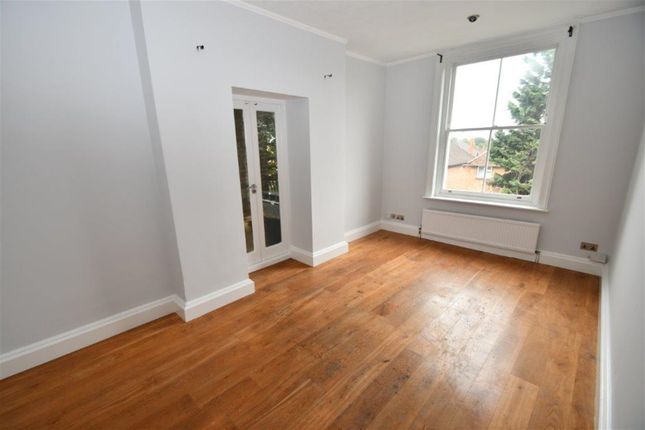 Flat 9, 66 Grange Road, Guildford photo 3