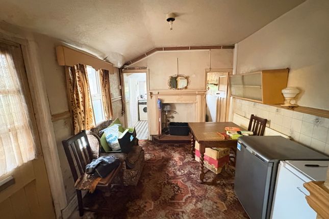 5, Ardwyn Road, Ammanford photo 2