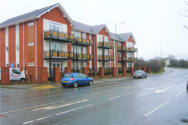 Thumbnail Flat to rent in Hulton Mount, St. Helens Road, Middle Hulton, Bolton