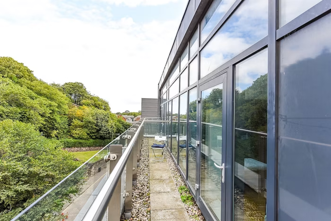 Panmure Court, 32, Calton Road, Edinburgh photo 4