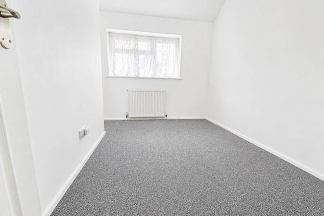 46, Tythe Road, Luton photo 4