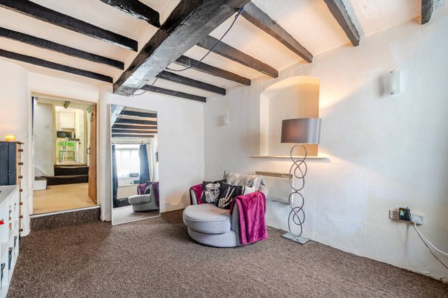27 High Street, North Tawton Devon, Devon photo 2