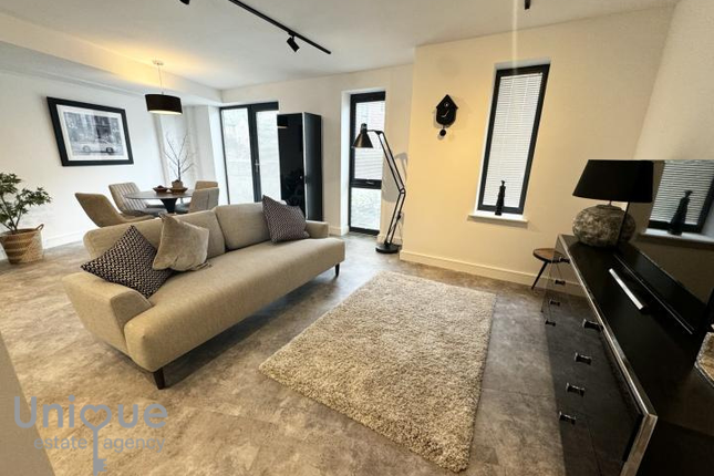 Flat 8 Royal Oak,, 64 Breck Road, Poulton-le-Fylde photo 3