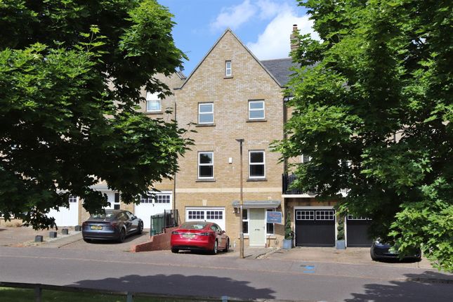 4-bed other on 17, Ellis Fields, St. Albans, £960,000