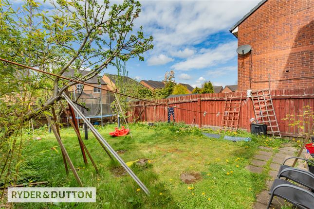 1, Elmstone Drive, Oldham photo 2