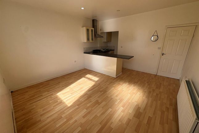 80, Rook Lane, Bradford photo 2
