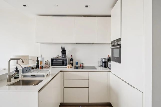 Apartment 1110, 55 Upper Ground, Greater London photo 4
