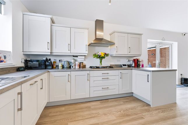 14, Callum Way, Westbury photo 3