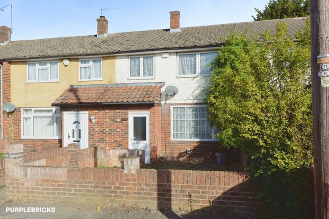 Studio terraced on Long Furlong Drive, Slough, £410,000