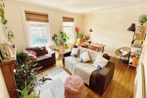 Thumbnail Flat to rent in Goldsmith Road, London