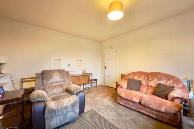 6, Carrol Crescent, Brora photo 3