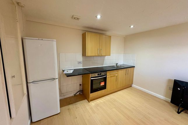 Tower Flat,, Lodge Mews, Derbyshire photo 4