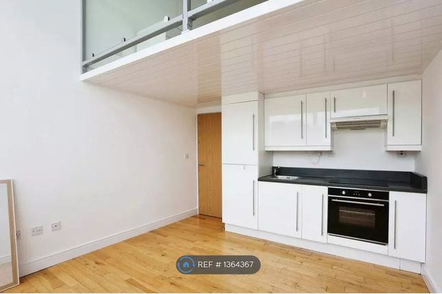 Flat, The Exchange Lee St, Leicester photo 4