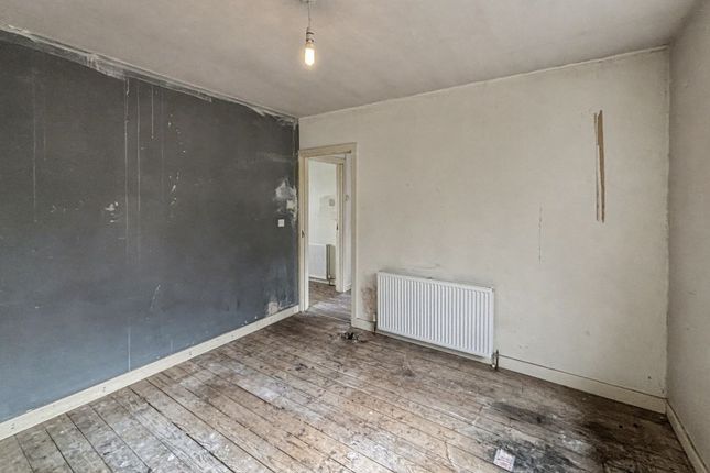 12, Braithwaite Way, Keighley photo 4