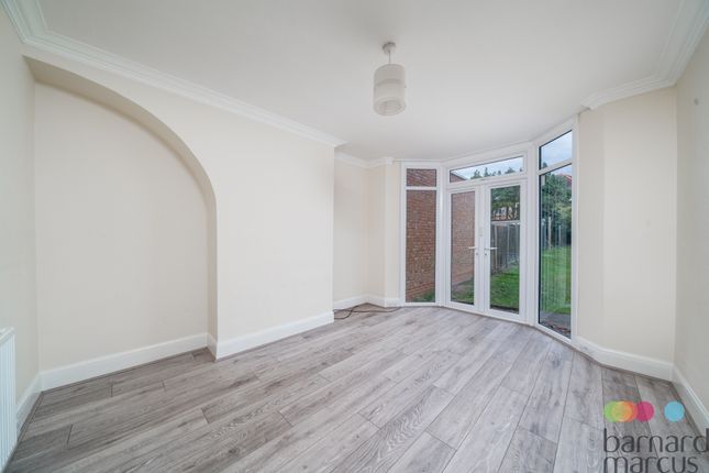 3-bed house on 38, Bawtry Road, LONDON, £2,500/mo