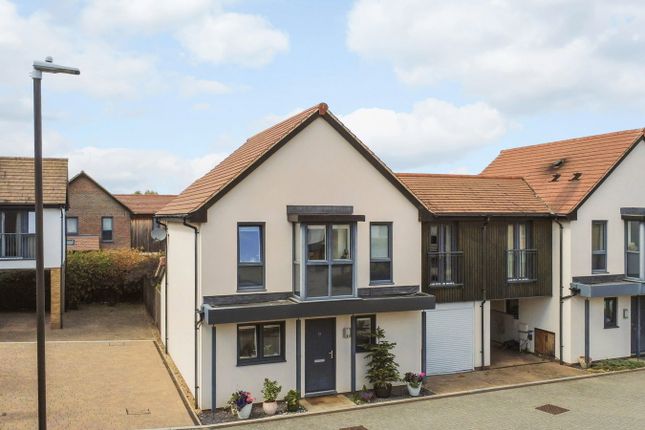 13, Aiken Grange, Milton Keynes photo 2