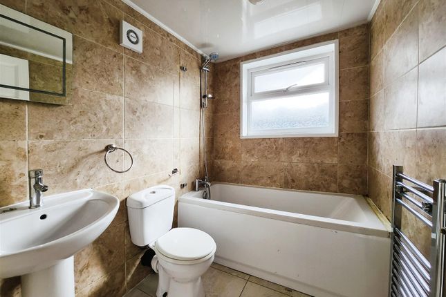 83, Broadwater Road, Tooting photo 4