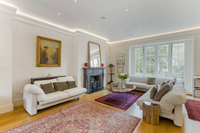 4, Phillimore Terrace, Kensington photo 2
