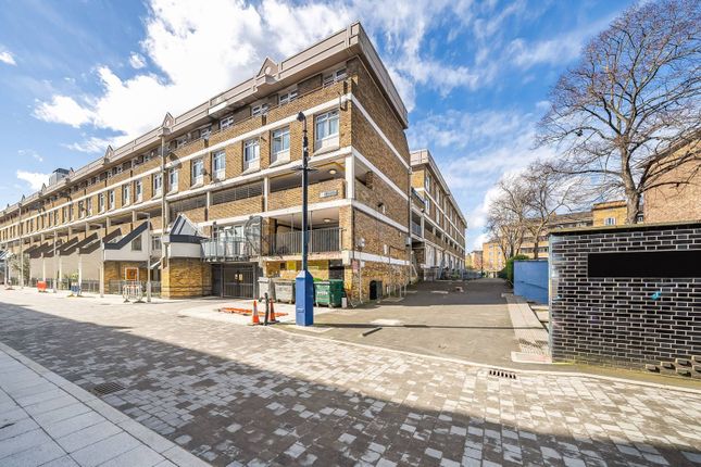 Thumbnail Flat for sale in Stockwell Park Road, Stockwell, London