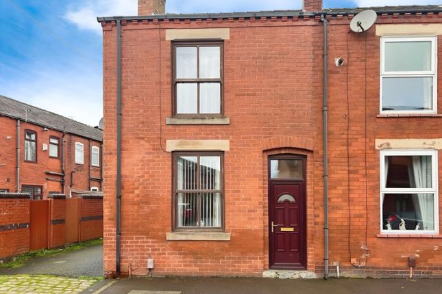 End terrace house for sale in Peter Street, Leigh