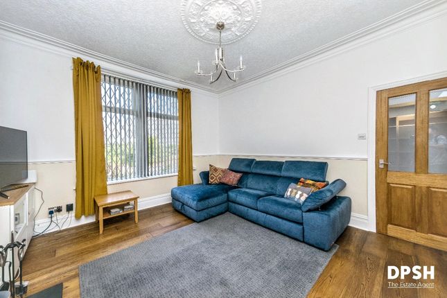 96 Chaster Street, Batley photo 2