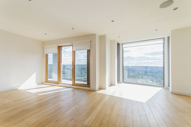 Flat for sale in Altitude Apartments, 9 Altyre Road, Croydon