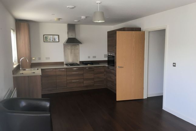 Flat 24, Adlington House, Rollason Way, Brentwood photo 3